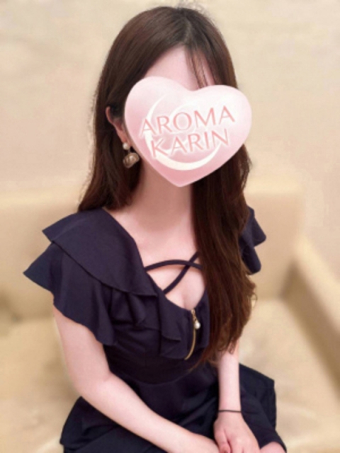 小鳥遊あゆ